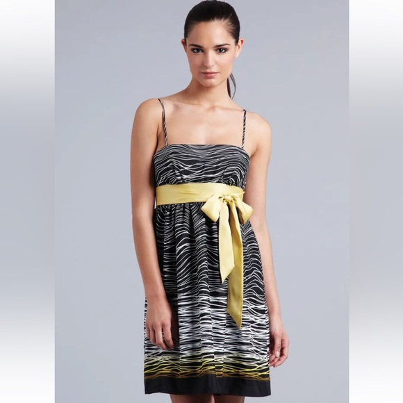 Max & Cleo Geo-Print Yellow Ribbon Tie Front Sun Dress - Picture 2 of 16